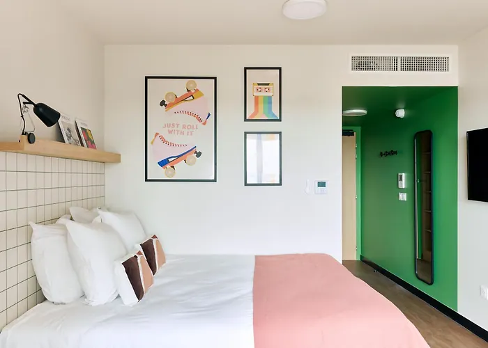 Hotel Hife Paris Porte De Versailles *